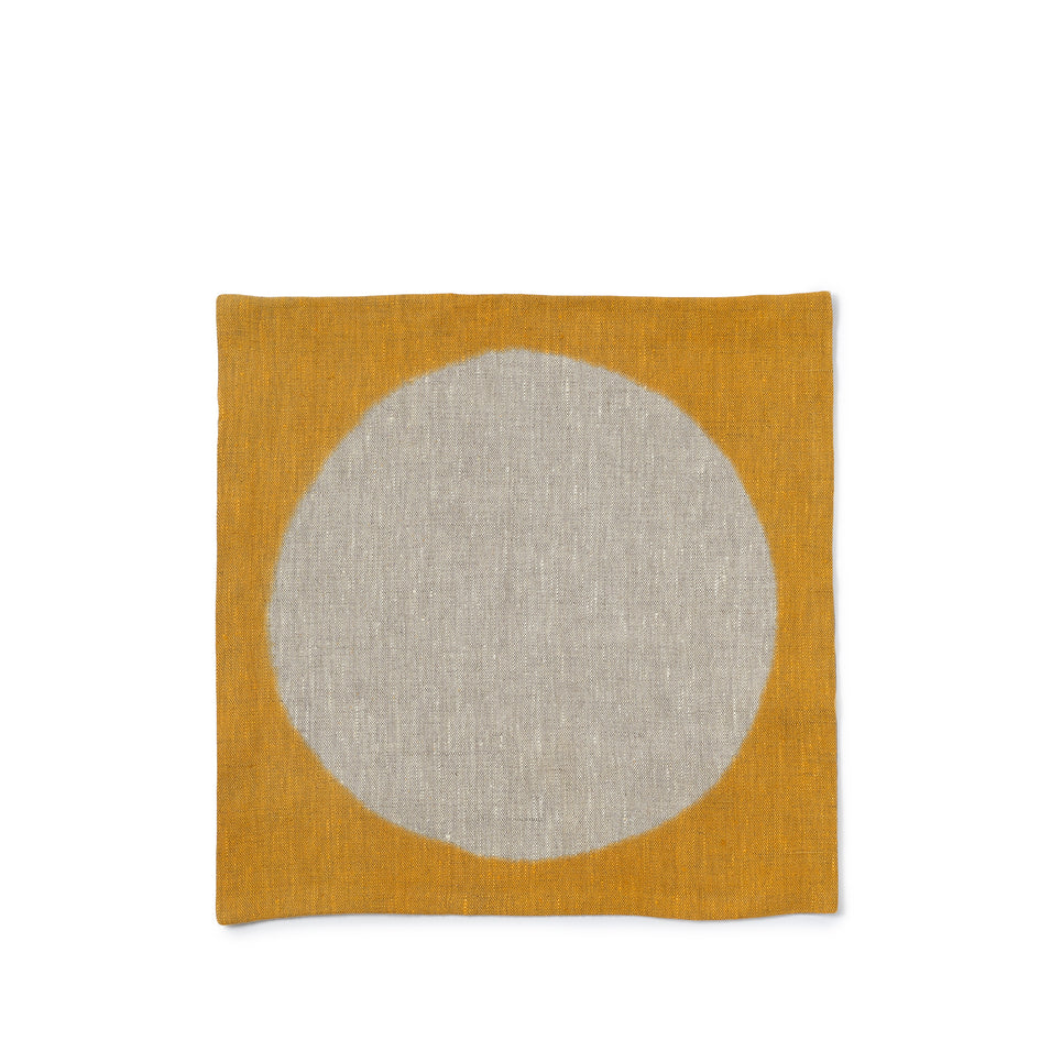 Circle Placemat in Butterscotch Image 1