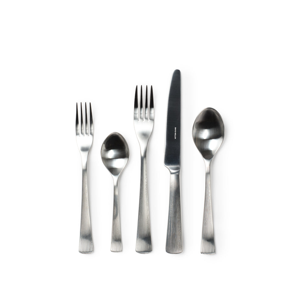 Liner Flatware (5 piece setting) Image 1